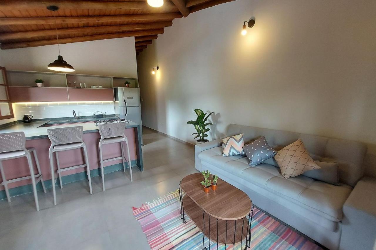 Sapeca: Beachfront Flat with Pool and Private BBQ Paraty Exterior photo